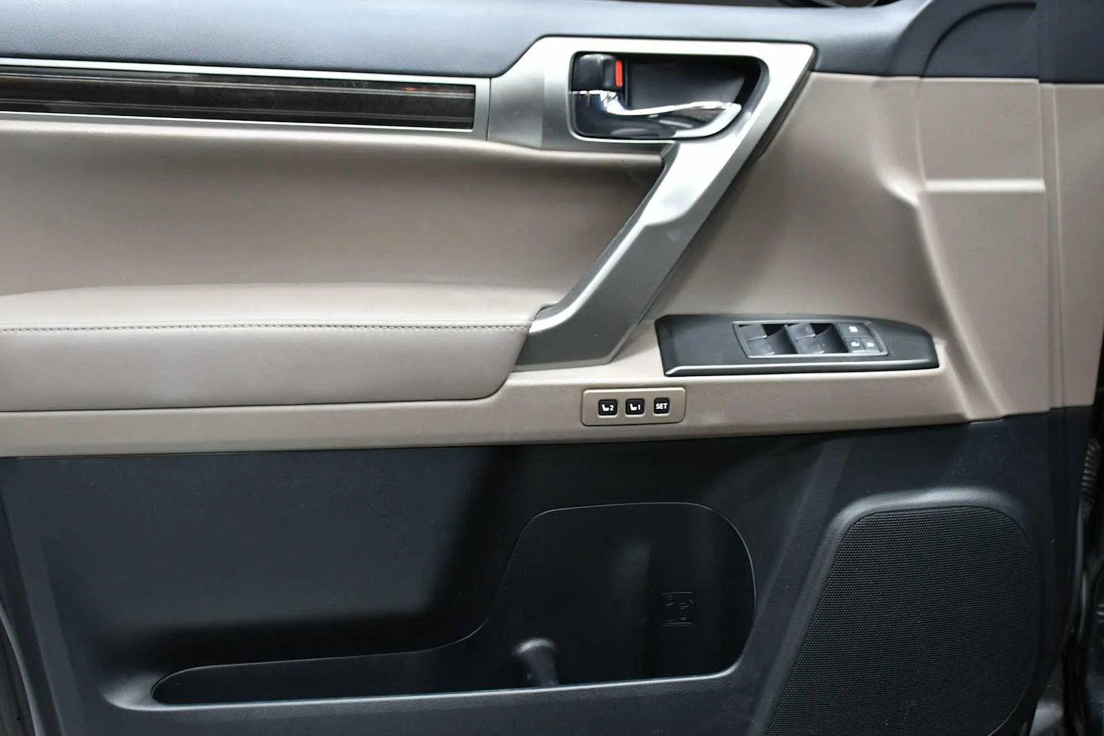 Used 2023 Caviar Lexus Premium image 15