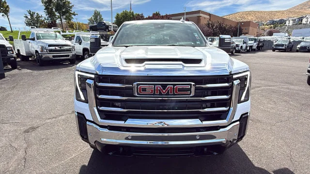 New 2026 Summit White GMC SLT image 8