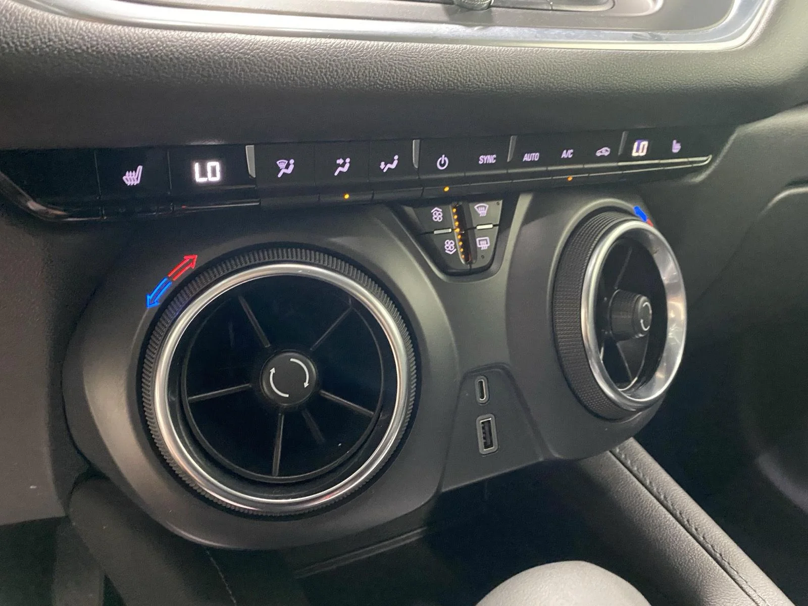 Used 2021 Summit White Chevrolet LT image 26