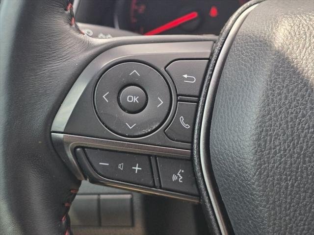 Certified Used 2022 MID BLK/WIND CHILL Toyota  image 31