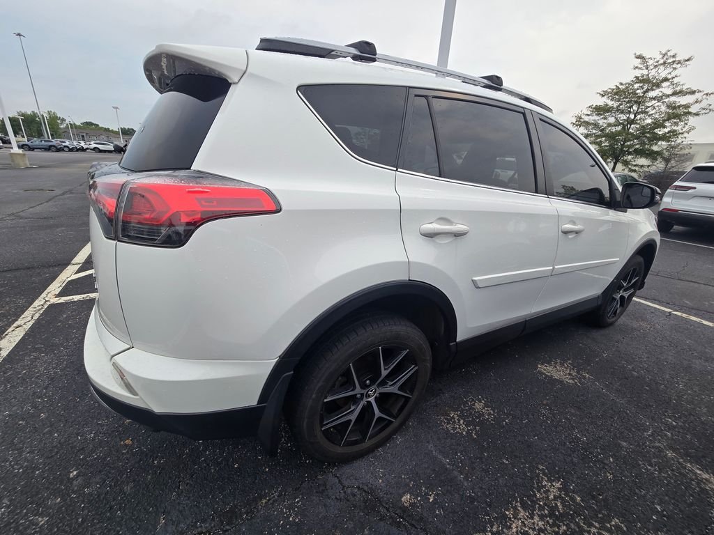 Used 2018 White Toyota SE image 8