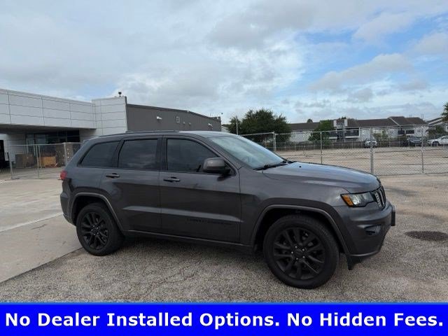 Used 2020 Granite Crystal Metallic Clearcoat Jeep Altitude image 2