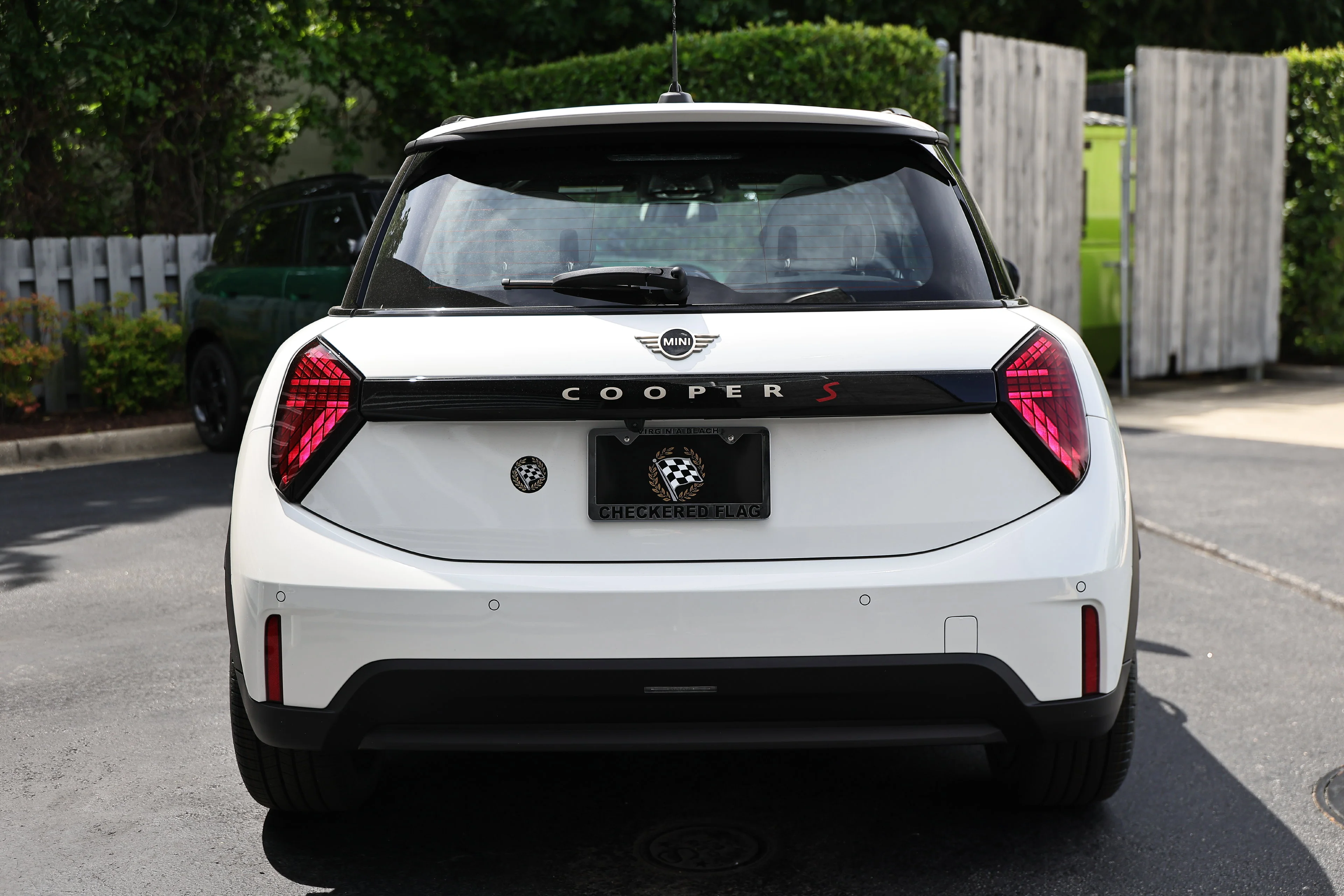 New 2026 White Metallic MINI  image 10