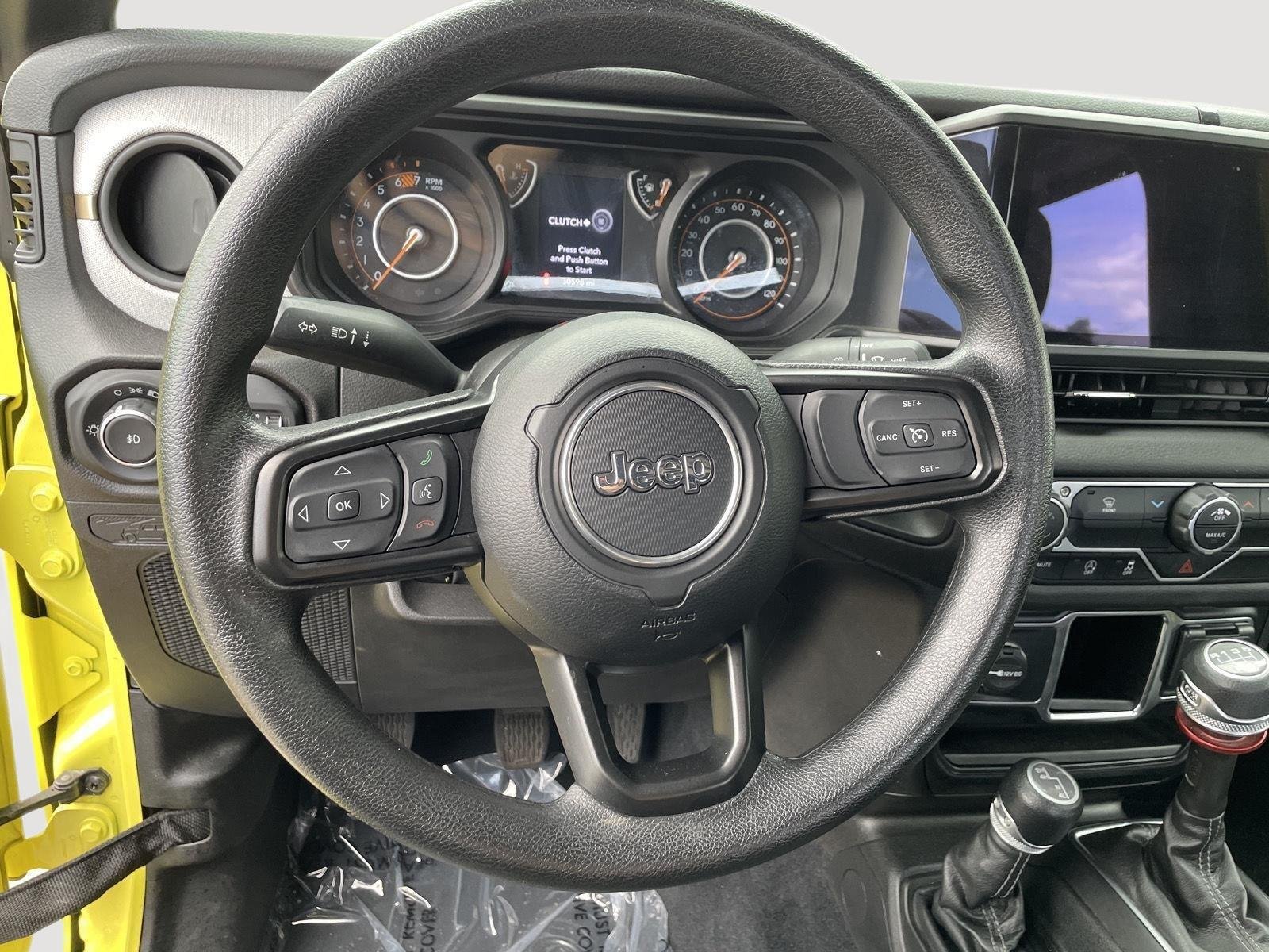 Used 2024 High Velocity Clearcoat Jeep Sport image 14
