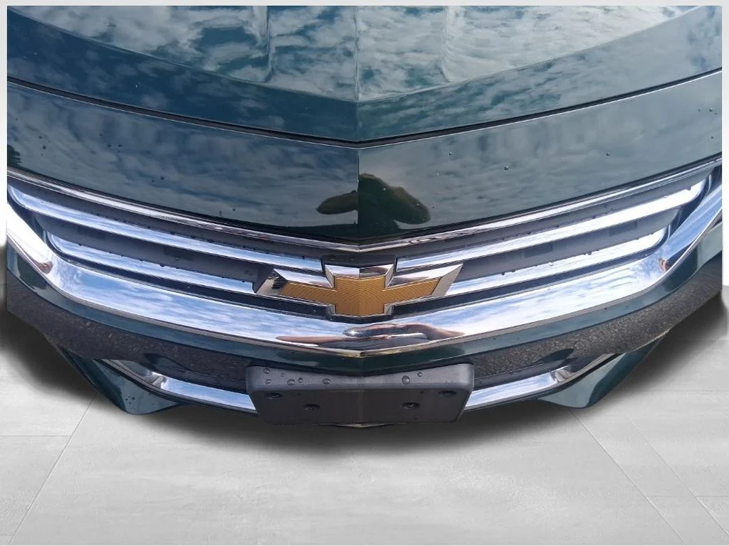 Used 2015 Green Chevrolet LT image 9