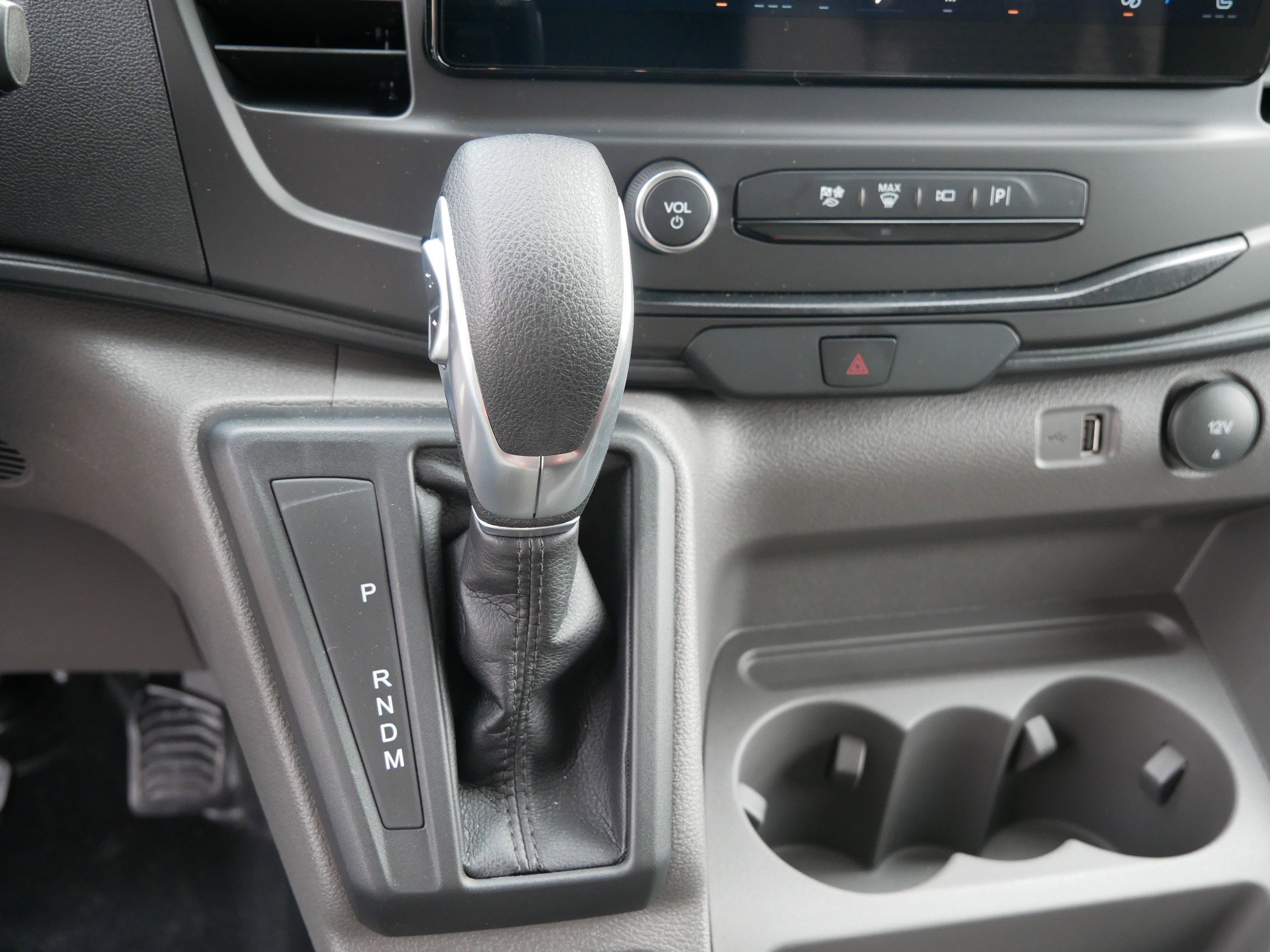 2026 Ford Transit Van Base - Photo 14