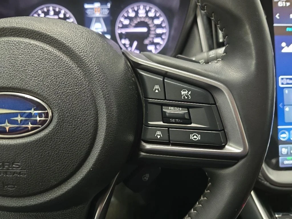 Used 2023 Ice Silver Metallic Subaru Touring XT image 21