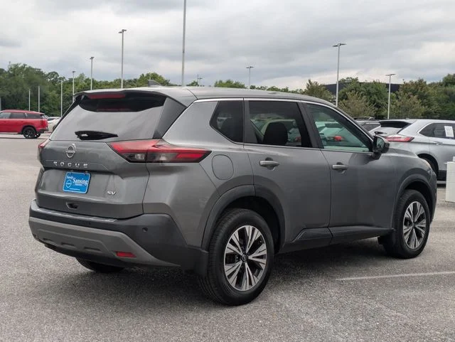 Used 2023 Gray Nissan SV image 5
