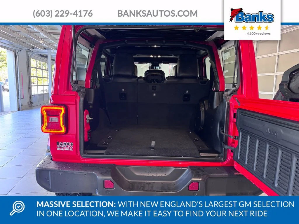 2020 Jeep Wrangler Unlimited Sahara - Photo 8