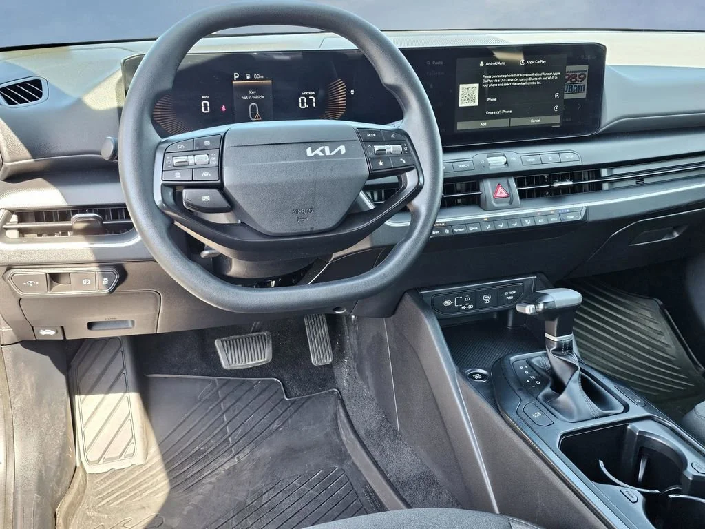 Used 2025 Steel Gray Kia LXS image 32