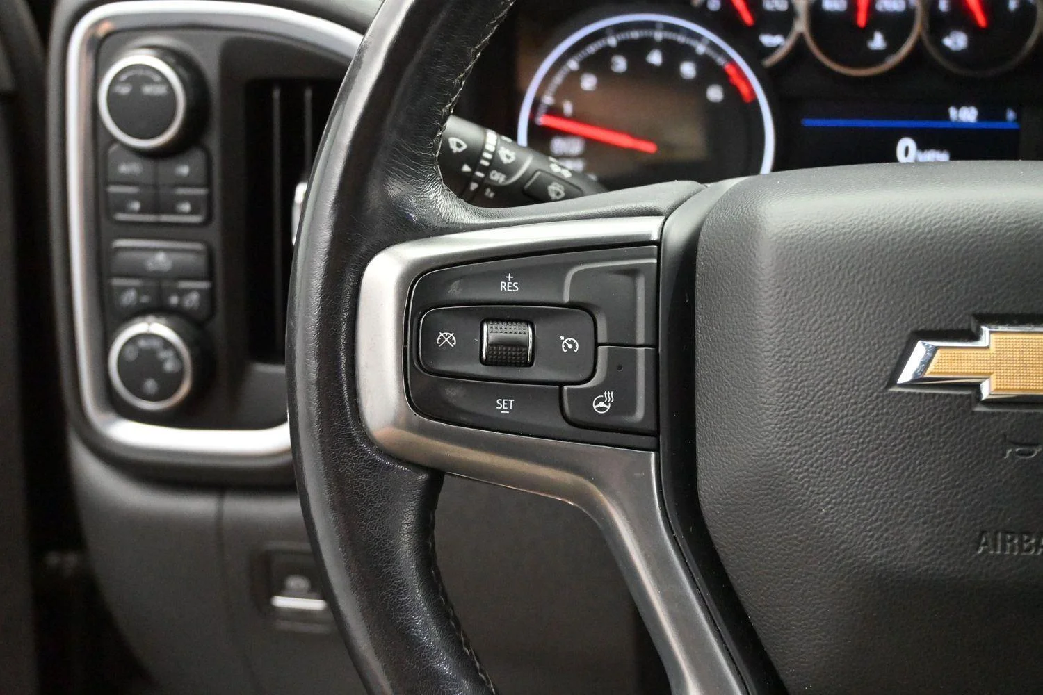 Used 2022 Black Chevrolet LT image 17