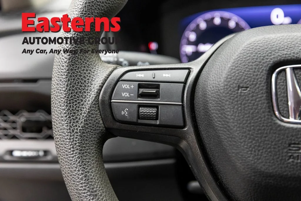 Used 2023 Gray Honda LX image 16