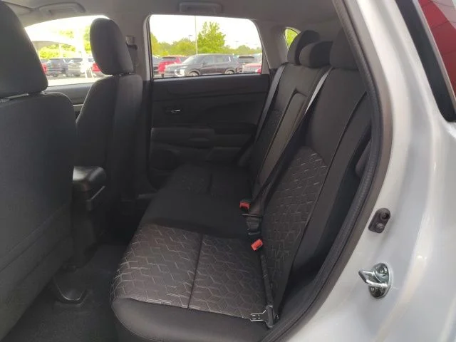 2025 Mitsubishi Outlander Sport ES - Photo 22