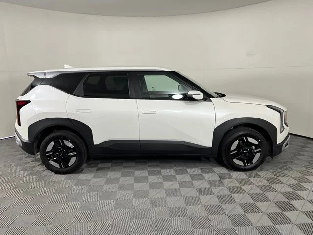 New 2027 White Kia LX image 8