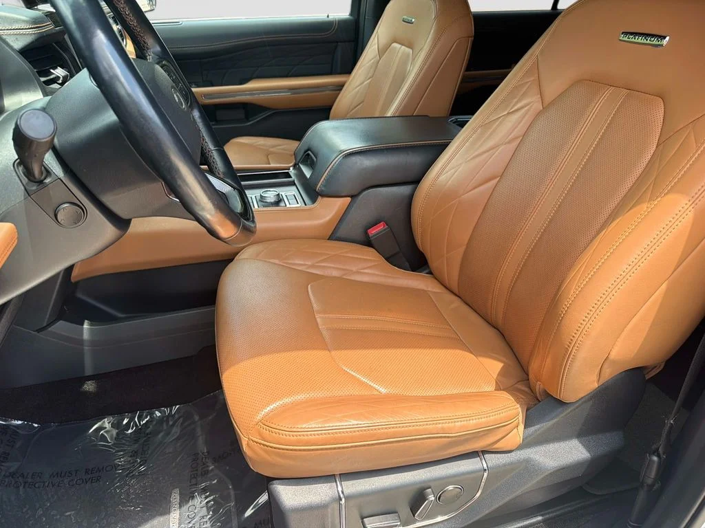 Used 2022 White Ford Platinum image 21