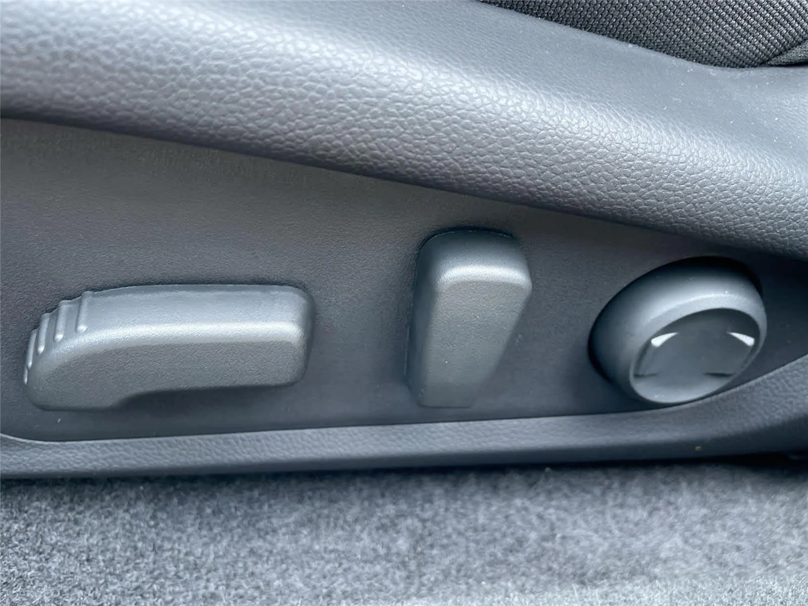 New 2026 ICE SILVER METALLIC Subaru Limited image 13