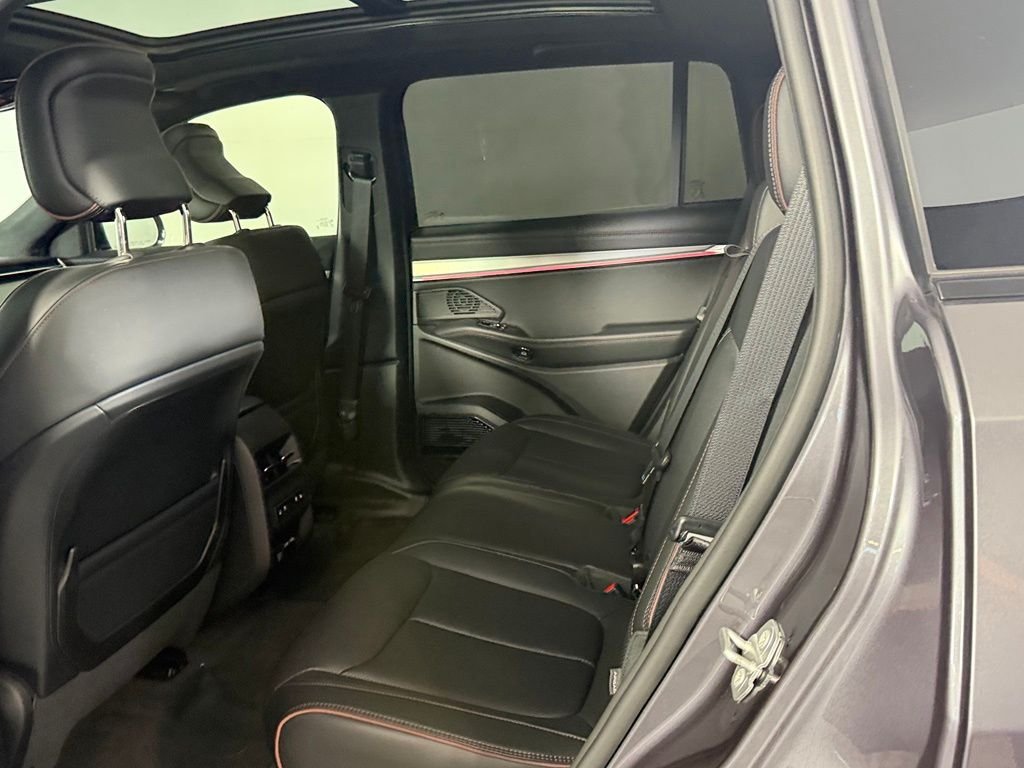 Used 2024 Gray Jeep Launch Edition image 30