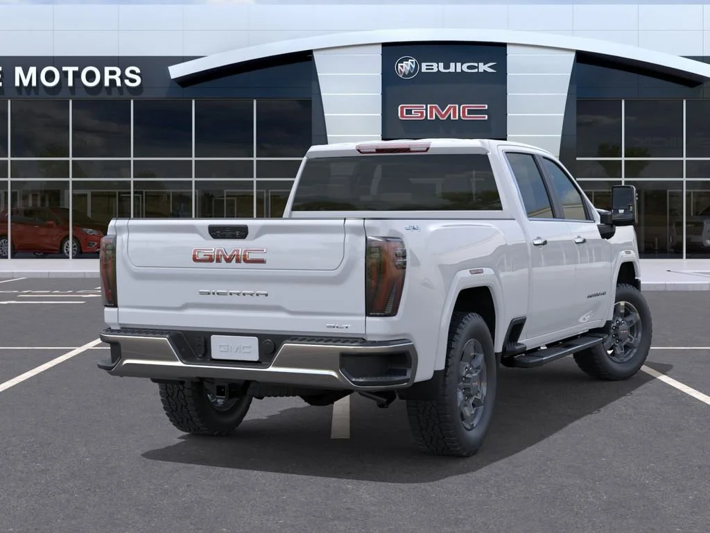 New 2026 Glacier White Tricoat GMC SLT image 4