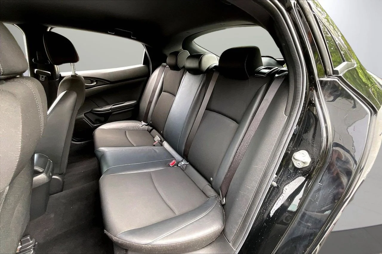 Used 2021  Honda Sport image 20