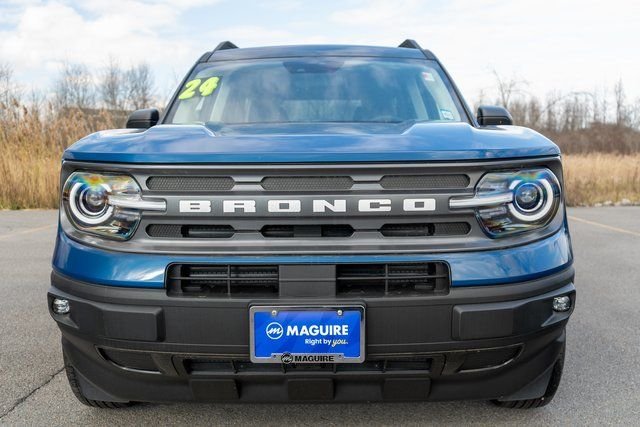 New 2024 Blue Metallic Ford Big Bend® image 3