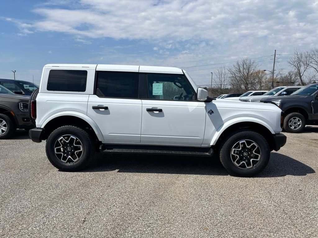 New 2026 Oxford White Ford Outer Banks® image 8