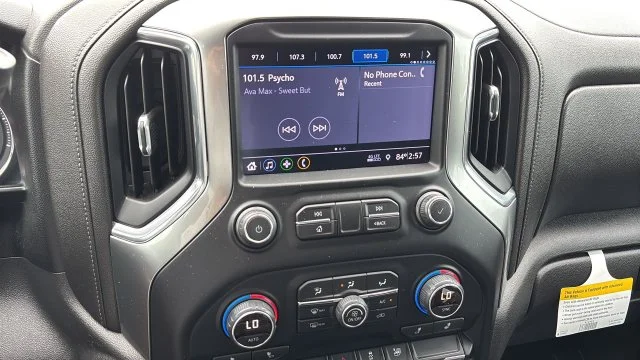 Used 2019 Gray Chevrolet RST image 25