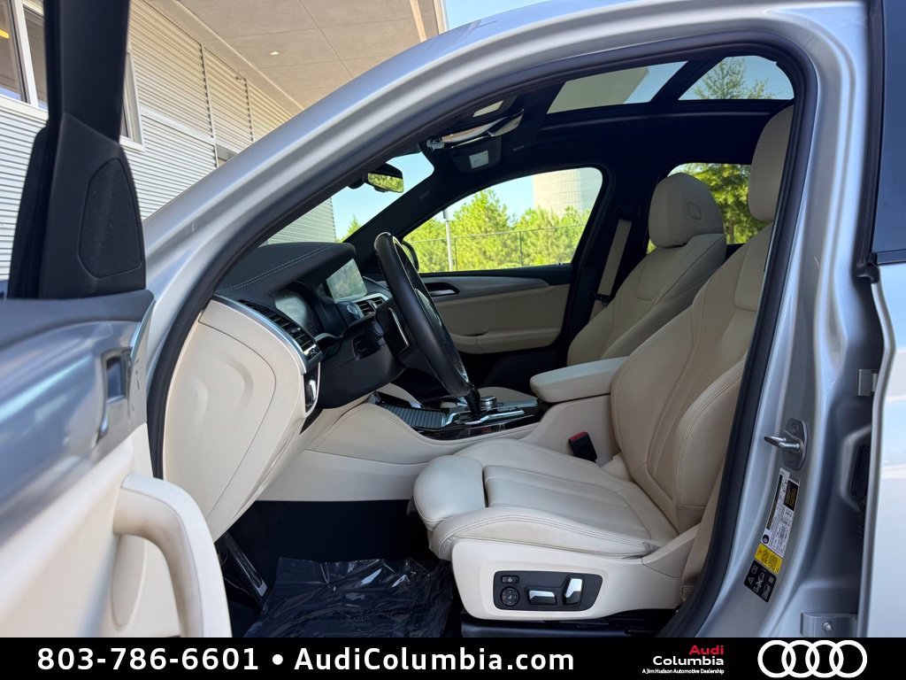 Used 2020 Silver BMW xDrive30i image 24