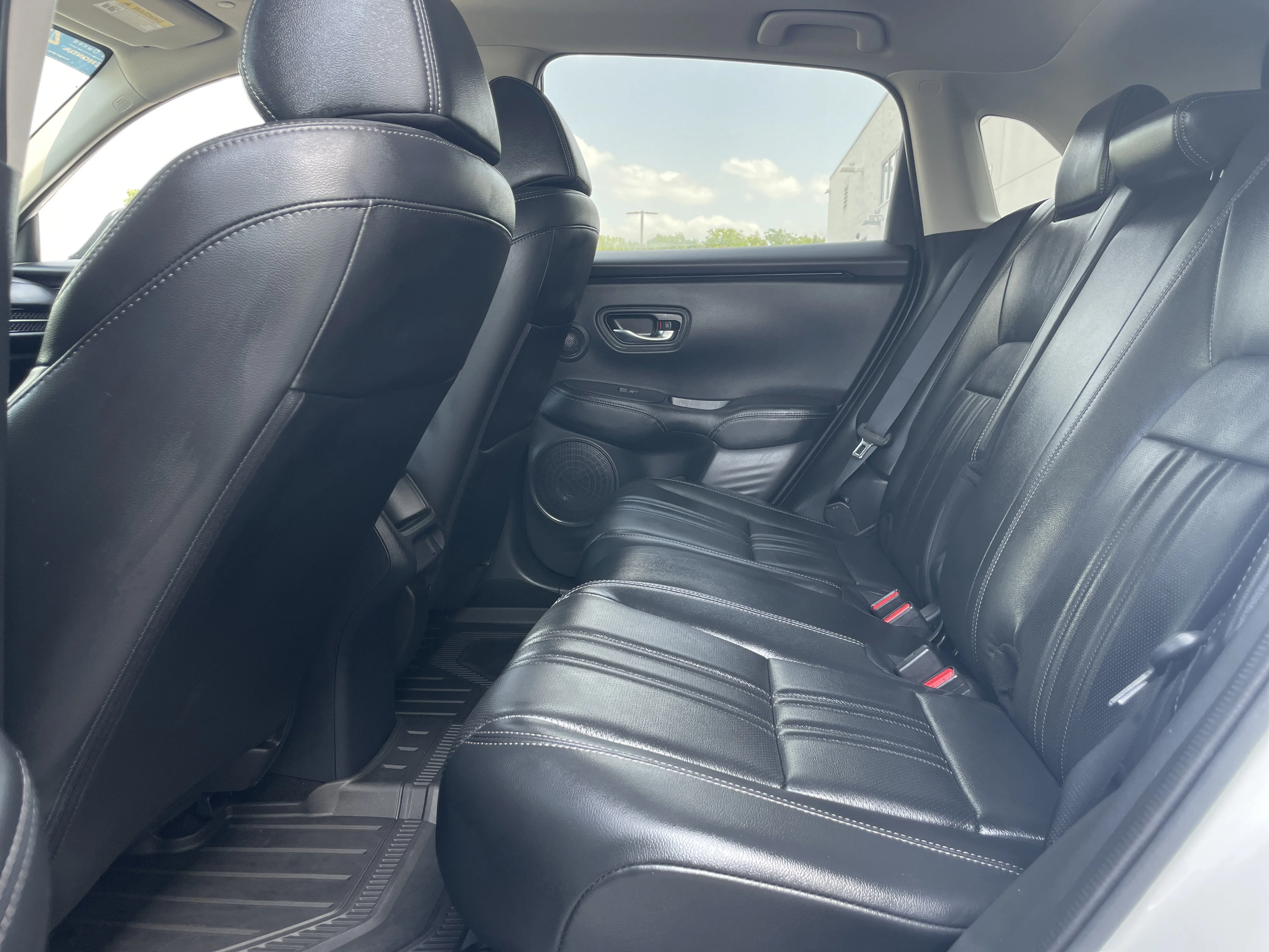 2024 Honda HR-V EX-L - Photo 16