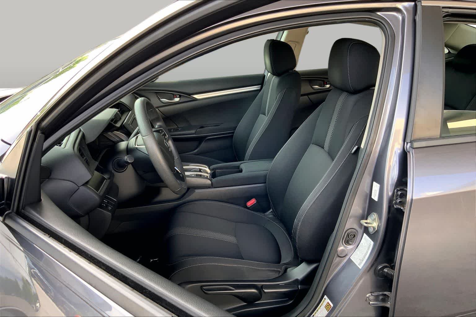 Used 2019 Modern Steel Metallic Honda LX image 8