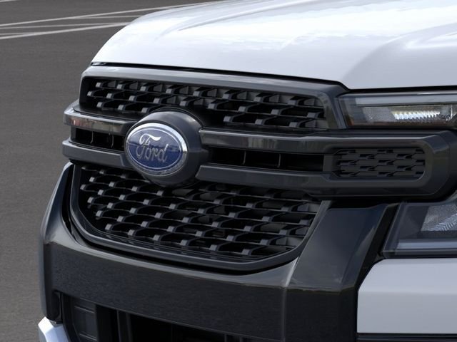 New 2026 Oxford White Ford XLT image 17