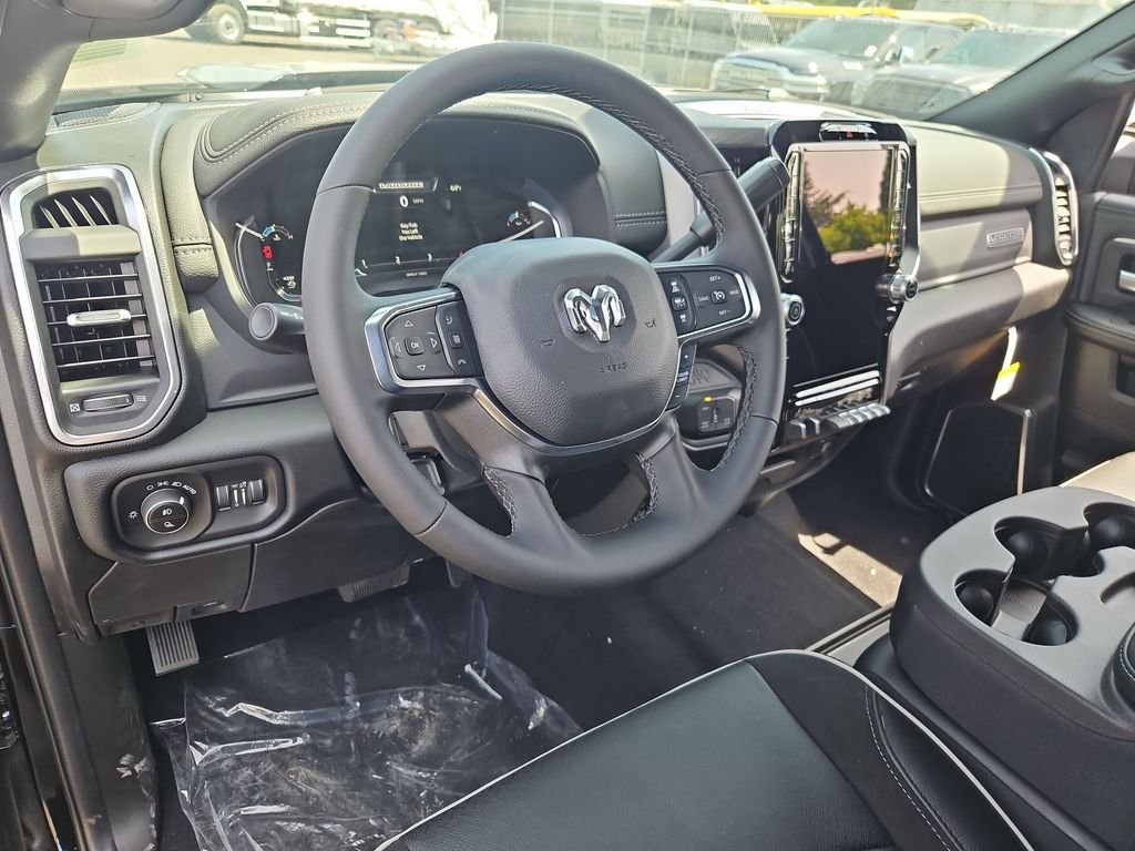 New 2026 Diamond Black Crystal Pearl-Coat Exterior Paint RAM Laramie image 13