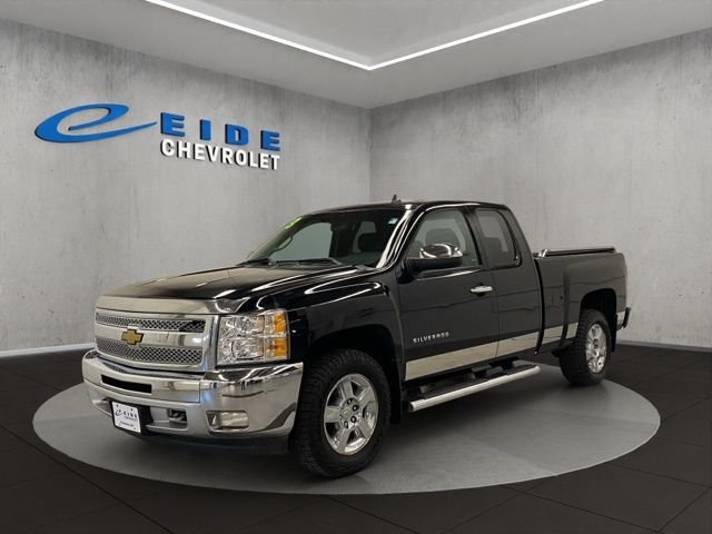 Used 2013 Black Chevrolet LT image 8