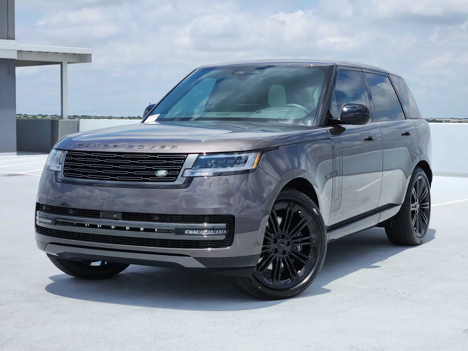 2026 LAND ROVER Range Rover SE