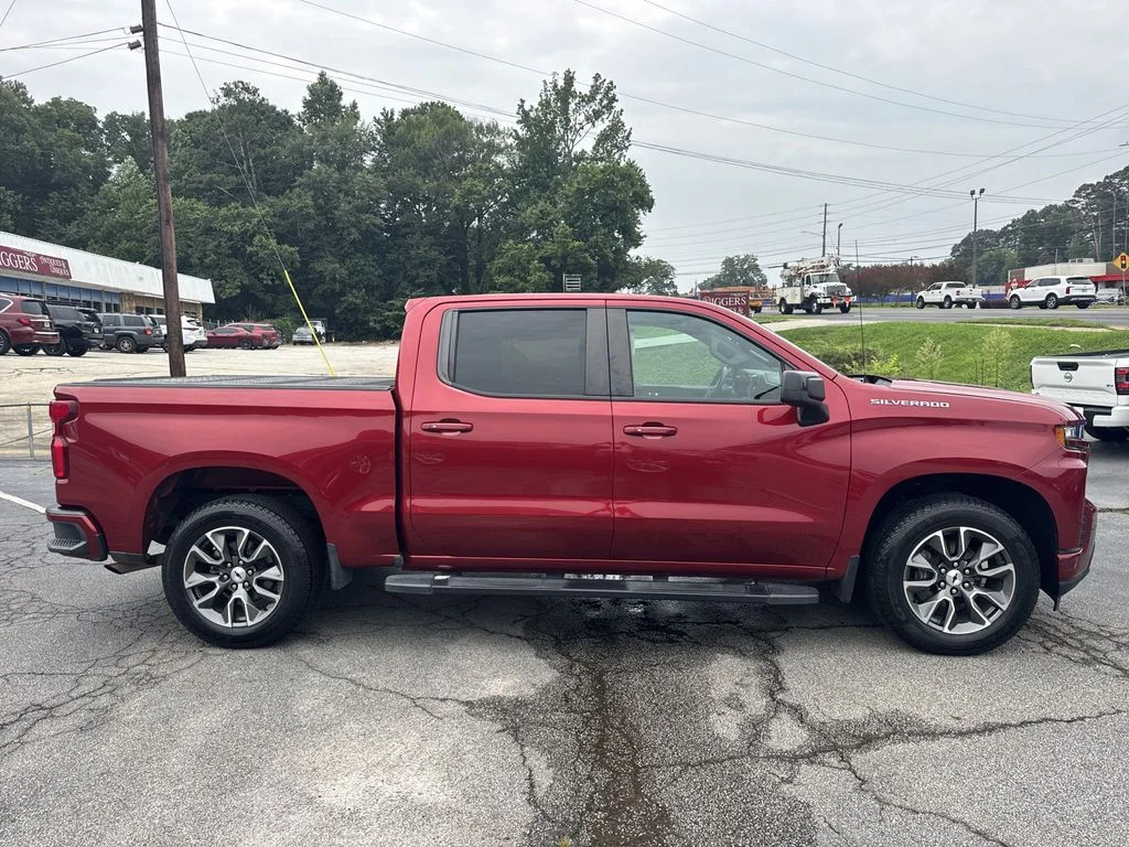 Used 2019 Red Chevrolet RST image 8