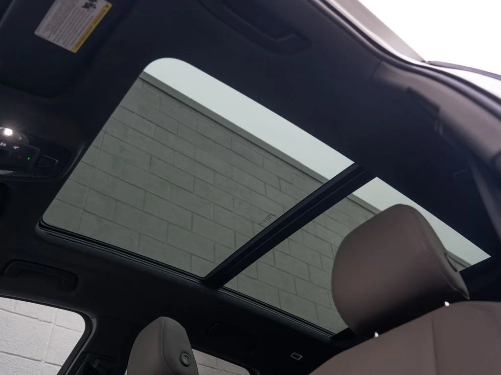 Used 2025 White Audi  image 29