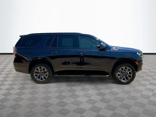 Used 2024 Midnight Blue Metallic Chevrolet Z71 image 8