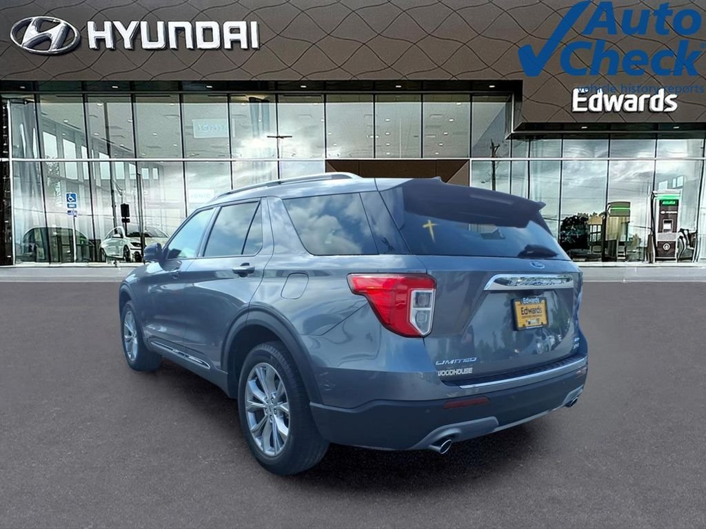 Used 2022 Gray Ford Limited image 5