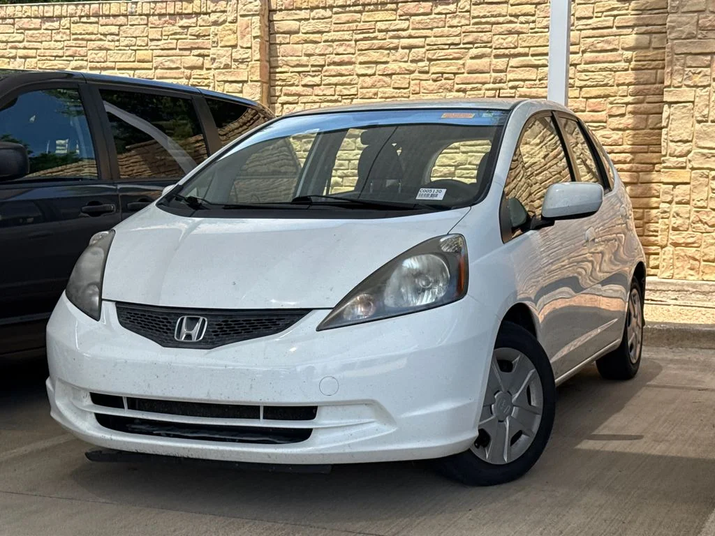 2013 Honda Fit Auto's photo