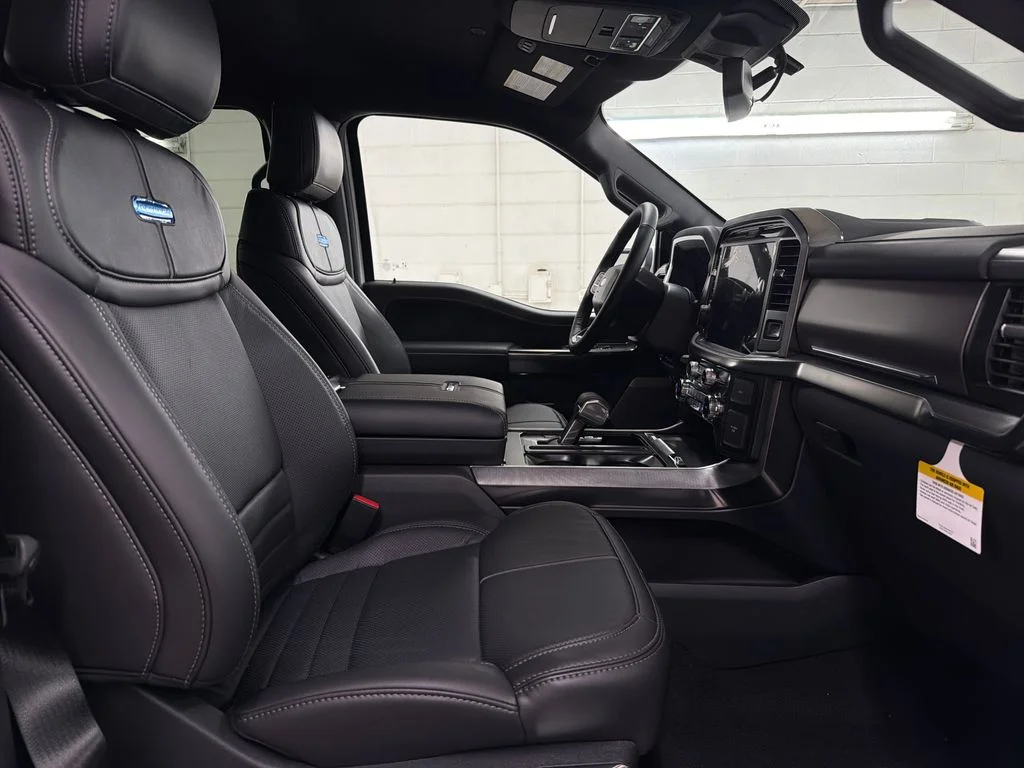 New 2026 White Ford Platinum image 28