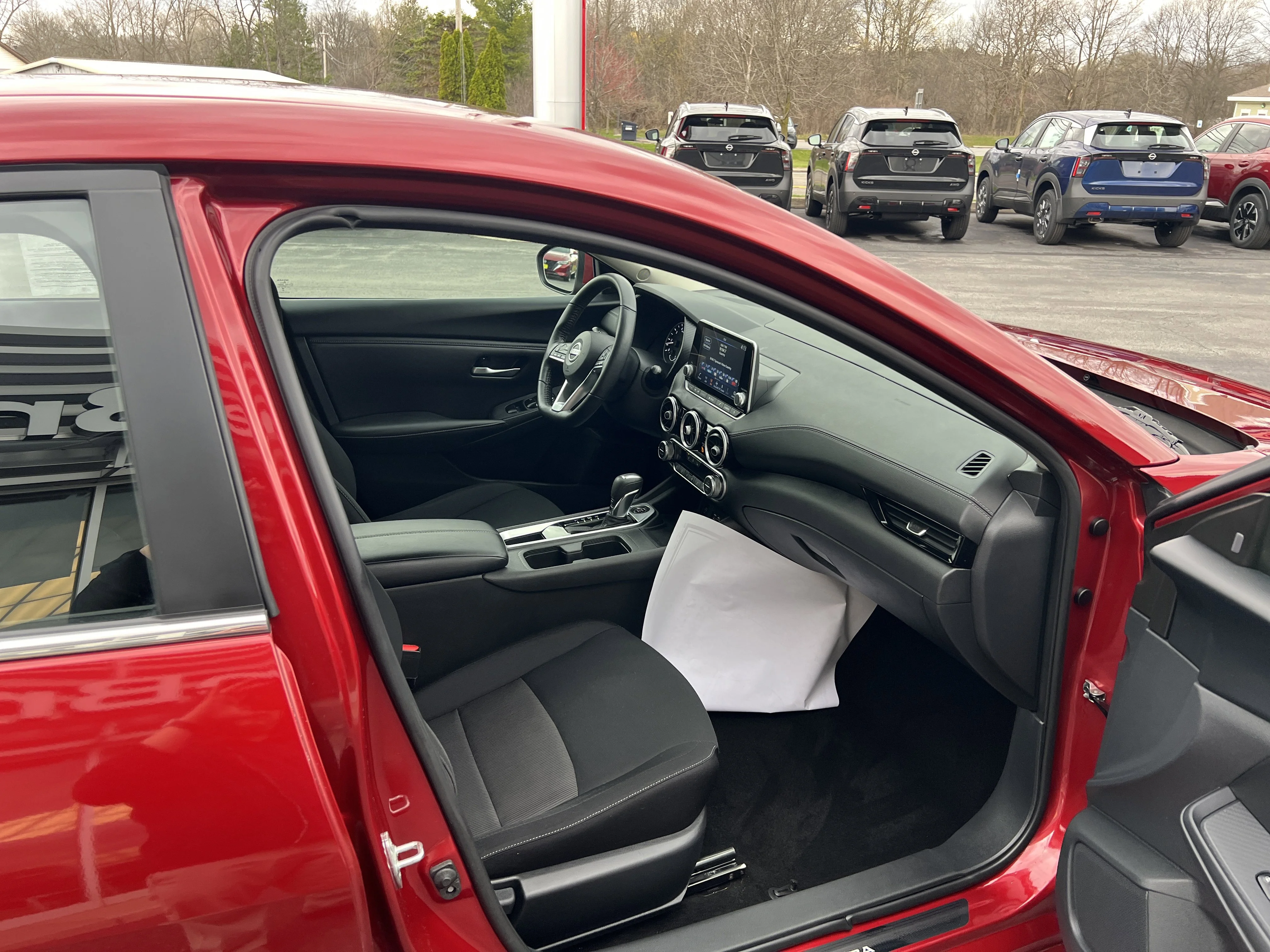 Used 2024 Scarlet Ember Tintcoat Nissan SV image 11