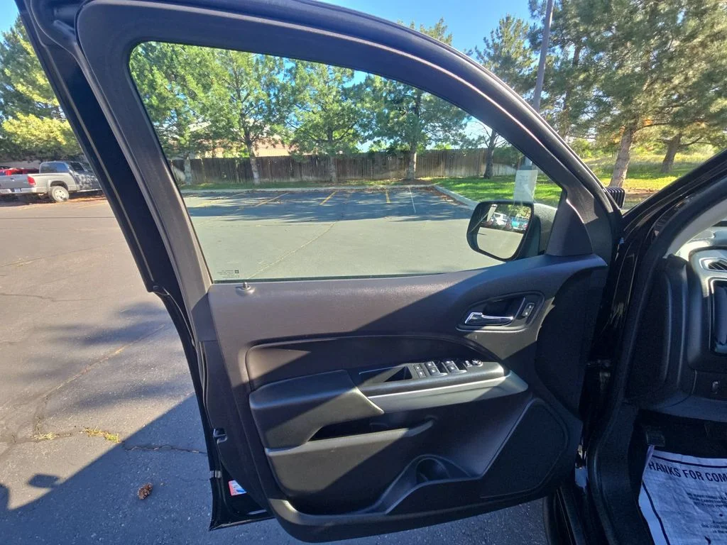 Used 2019 Black Chevrolet ZR2 image 26
