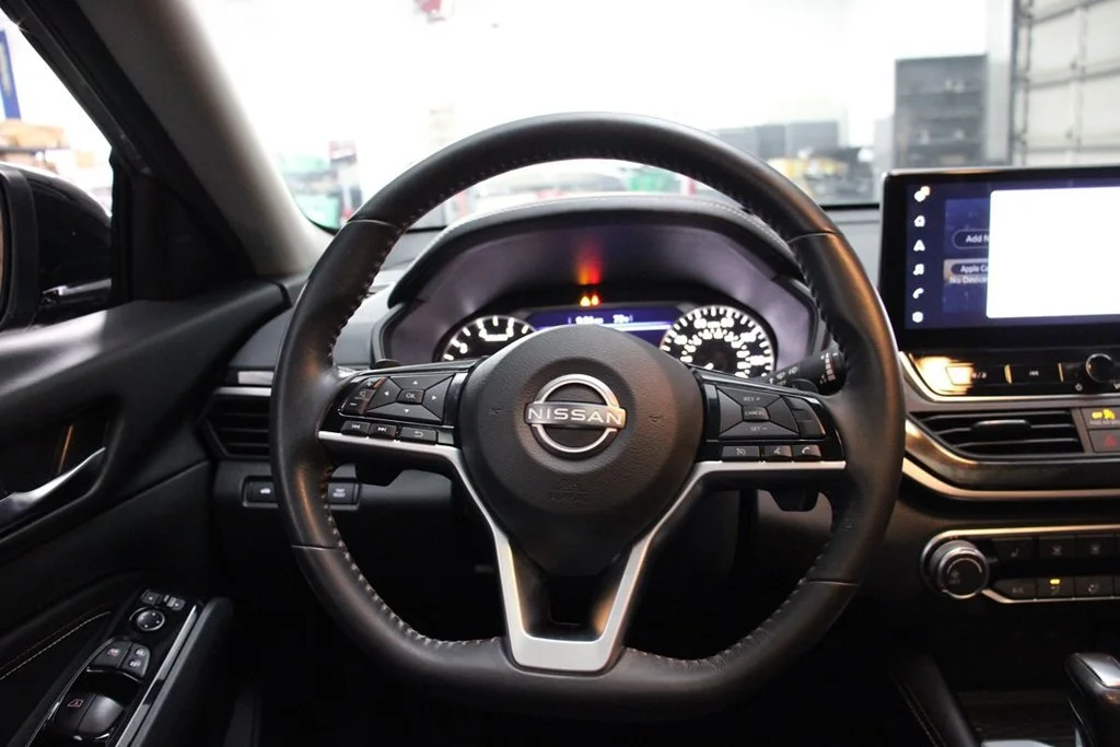 Used 2023 Gun Metallic Nissan 2.5 SR image 21