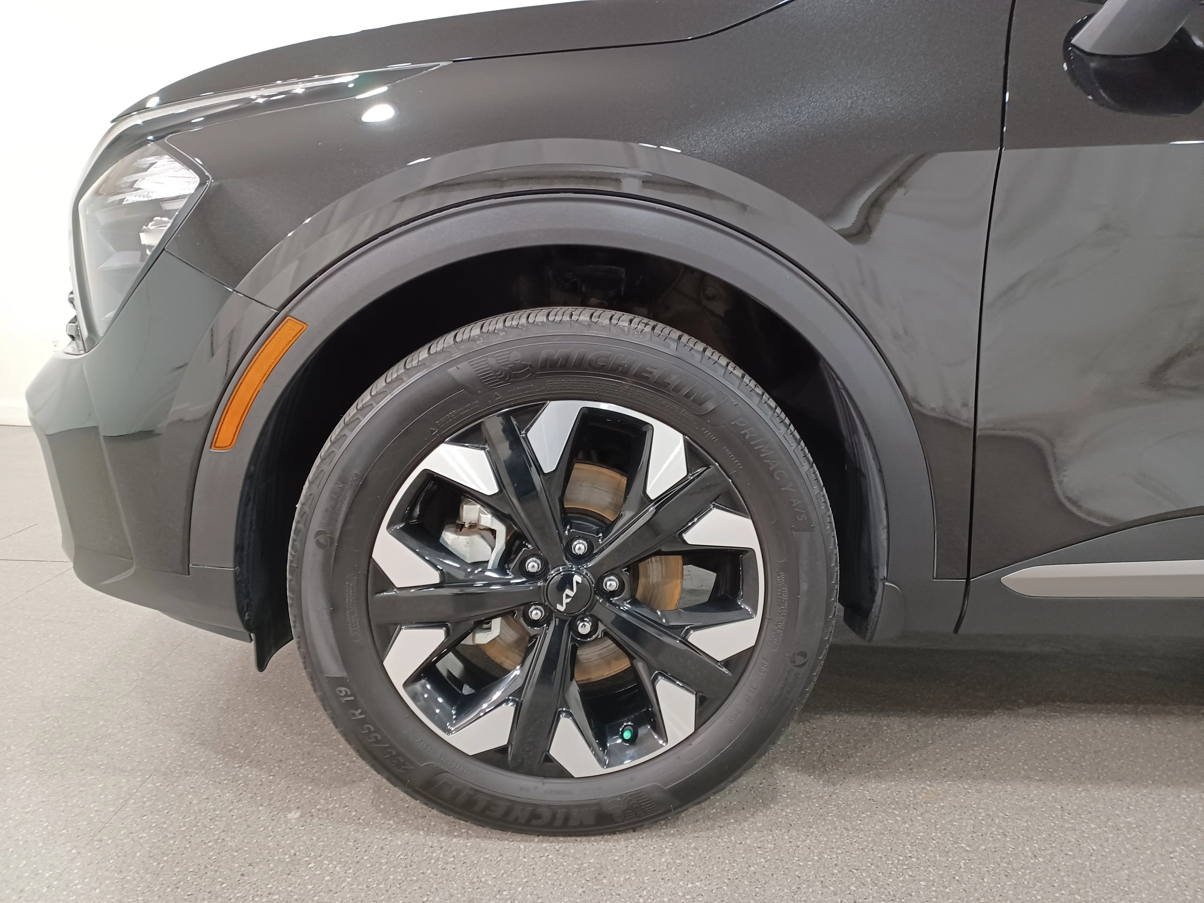 Certified Used 2023 Fusion Black Kia X-Line *Adaptive Cruise | Remote Start | Htd Lthr & Wheel | Blind Spot Detection | Lane Keep Assist image 19