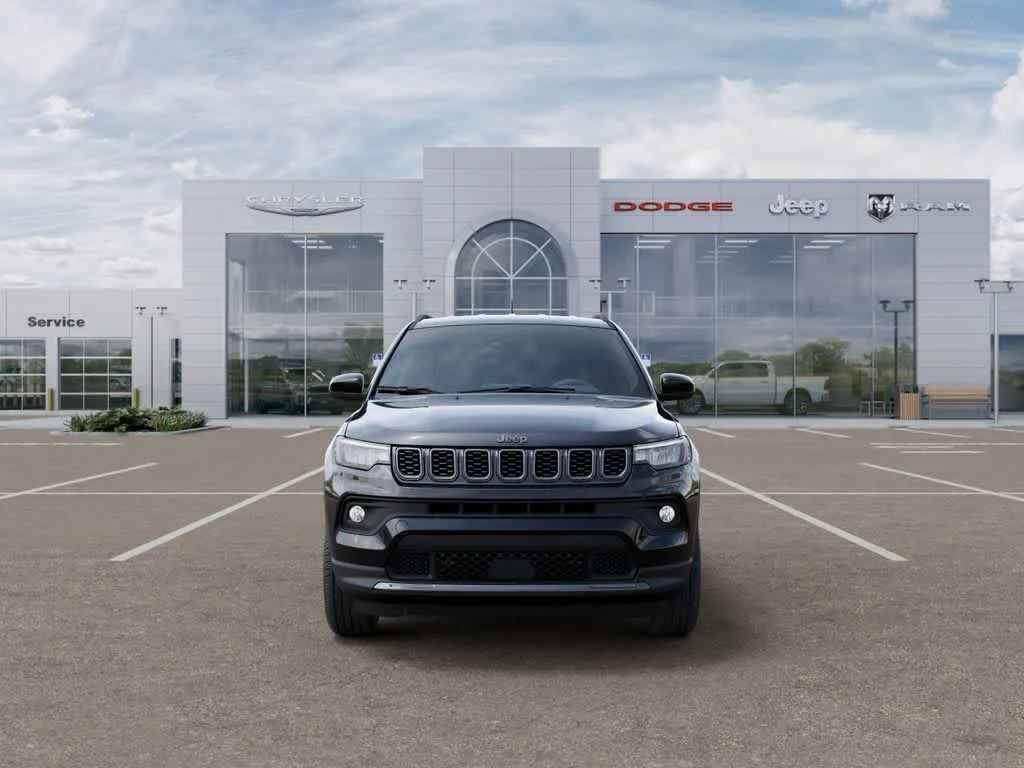 New 2026 Diamond Black Crystal Pearlcoat Jeep Latitude Altitude image 6