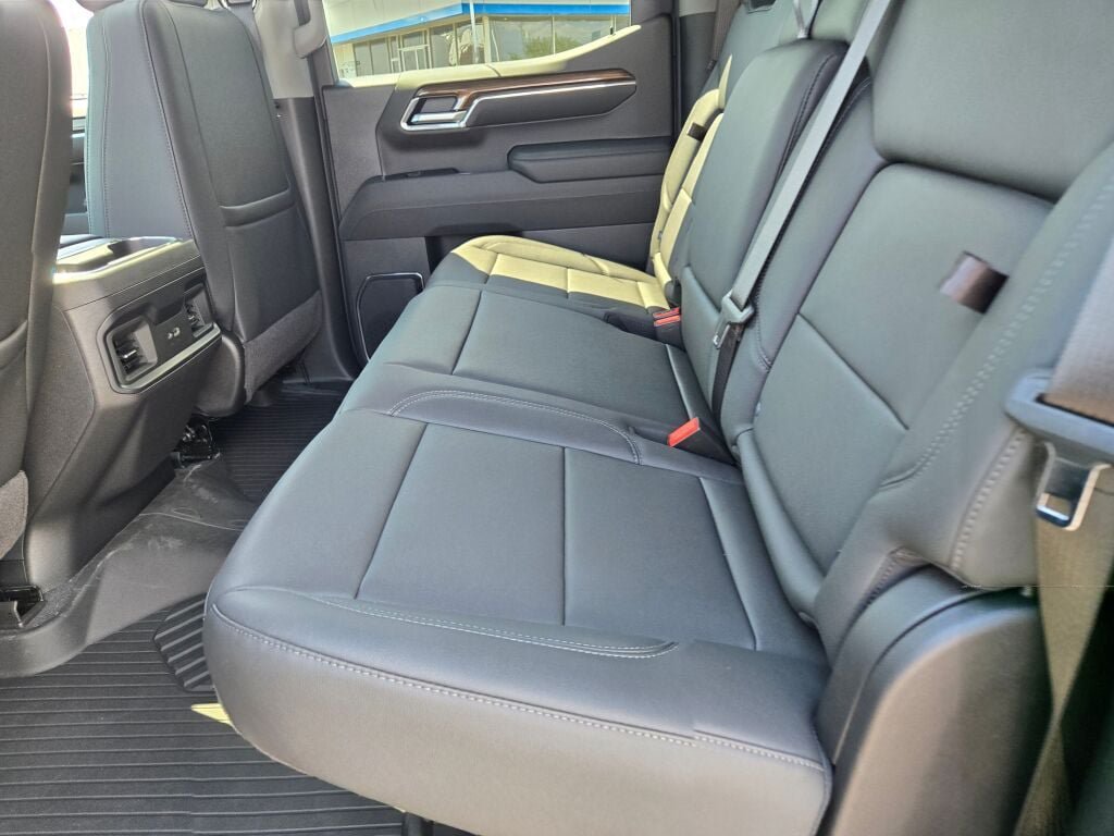 2026 Chevrolet Silverado 1500 LT Trail Boss - Photo 16