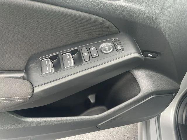 2025 Honda Civic Sport - Photo 15
