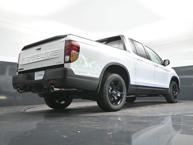 New 2026 Platinum White Pearl Honda Black Edition image 28