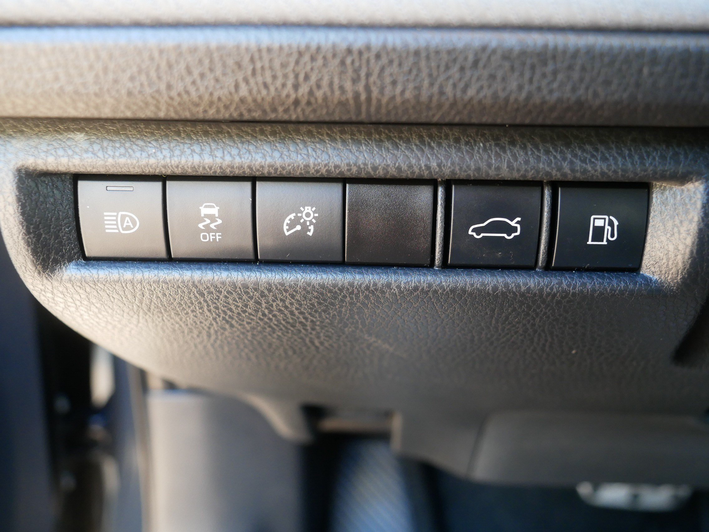 Used 2025 Underground Toyota SE image 26