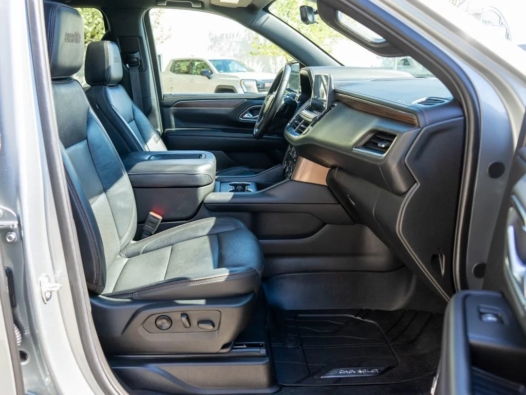 Used 2024 Sterling Gray Metallic Chevrolet High Country image 10