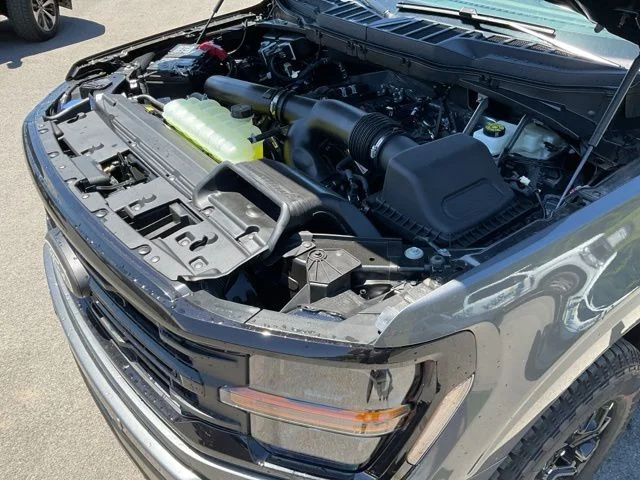 New 2026 Carbonized Gray Metallic Ford XLT image 55